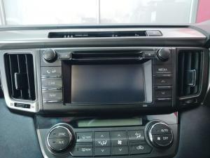 Toyota RAV4 2.5 AWD VX - Image 15
