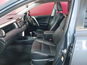 Toyota RAV4 2.5 AWD VX - Image 9