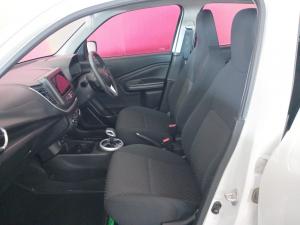 Toyota Vitz 1.0 XR auto - Image 9