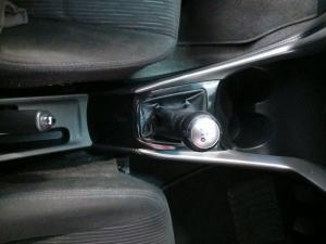 Toyota Yaris 1.5 Xs - Image 17
