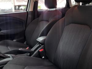 Toyota Starlet 1.5 XS auto - Image 8