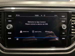 Volkswagen T-Roc 2.0TSI 140kW 4Motion R-Line - Image 12