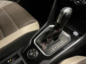 Volkswagen T-Roc 2.0TSI 140kW 4Motion R-Line - Image 16