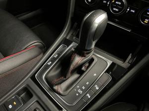 Volkswagen Golf GTI - Image 16