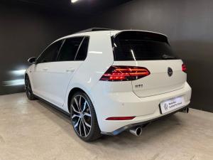 Volkswagen Golf GTI - Image 3