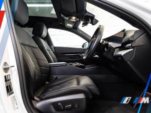 BMW 5 Series 520d M Sport - Image 11