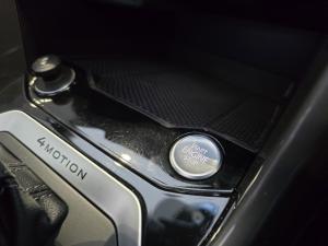 Volkswagen T-Roc 2.0TSI 140kW 4Motion R-Line - Image 14