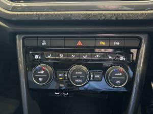 Volkswagen T-Roc 2.0TSI 140kW 4Motion R-Line - Image 15