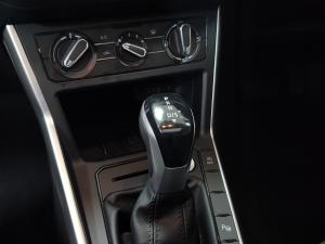 Volkswagen Polo hatch 1.0TSI Life auto - Image 9