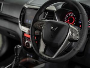 Mahindra XUV300 1.2T W8 - Image 14
