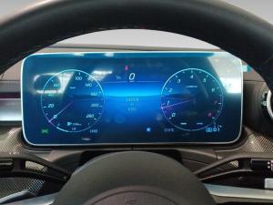 Mercedes-Benz C-Class C200 Avantgarde - Image 12