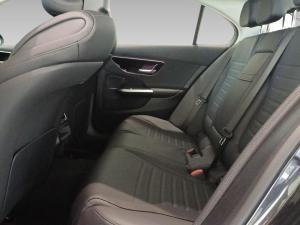 Mercedes-Benz C-Class C200 Avantgarde - Image 14