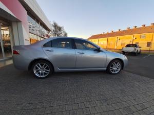 Honda Accord Executive automatic - Image 3