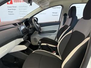Renault Triber 1.0 Life - Image 11