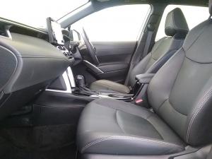 Toyota Corolla Cross 1.8 Hybrid XS - Image 7