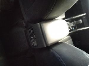 Toyota Corolla Cross 1.8 Hybrid XS - Image 12