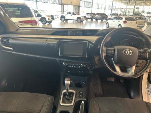 Toyota Hilux 2.8GD-6 double cab 4x4 Raider auto - Image 6