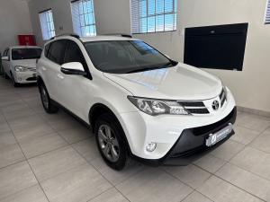 Toyota RAV4 2.2D-4D AWD GX - Image 1