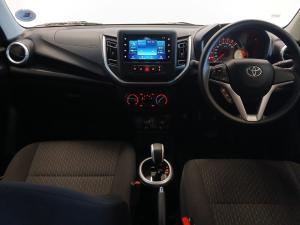 Toyota Vitz 1.0 XR manual - Image 6