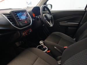 Toyota Vitz 1.0 XR manual - Image 7