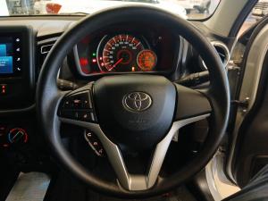 Toyota Vitz 1.0 XR manual - Image 8