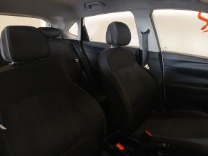 Hyundai i20 1.4 Motion auto - Image 14