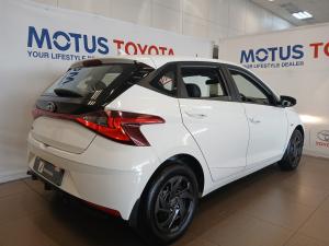 Hyundai i20 1.4 Motion auto - Image 2
