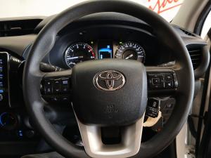 Toyota Hilux 2.4GD-6 double cab Raider auto - Image 8