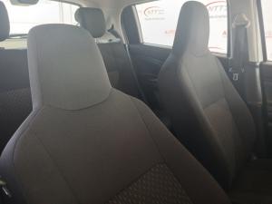 Toyota Vitz 1.0 XR AMT - Image 18