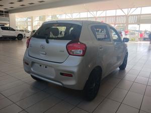Toyota Vitz 1.0 XR AMT - Image 2
