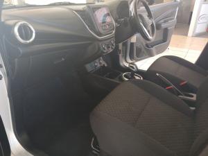 Toyota Vitz 1.0 XR AMT - Image 7