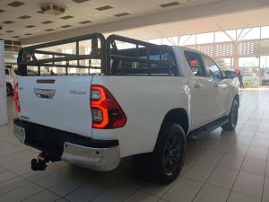 Toyota Hilux 2.8 GD-6 RB Raider automaticD/C - Image 2