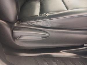 Toyota Hilux 2.4 GDP/U Single Cab - Image 17