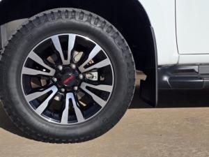 Isuzu D-MAX 300 X-RIDER automatic D/C - Image 22