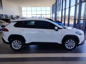 Toyota Corolla Cross 1.8 XI - Image 16
