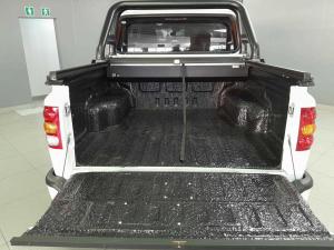Mahindra PIK UP 2.2 Mhawk S11 4X4 automaticD/C - Image 5
