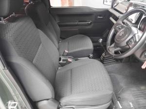 Suzuki Jimny 1.5 GLX - Image 11