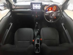 Suzuki Jimny 1.5 GLX - Image 7