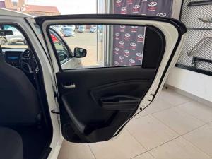 Toyota Vitz 1.0 XR - Image 19