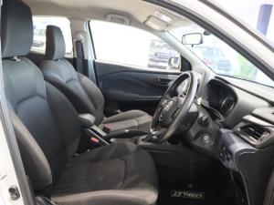Toyota Starlet 1.5 XS auto - Image 5