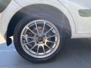 Hyundai Getz 1.4 GL - Image 10