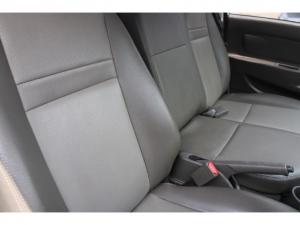 Hyundai H-100 Bakkie 2.6D deck (aircon) - Image 3