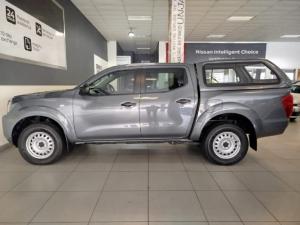 Nissan Navara 2.5DDTi double cab SE auto - Image 8