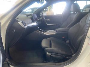 BMW 3 Series 320d Mzansi Edition - Image 19
