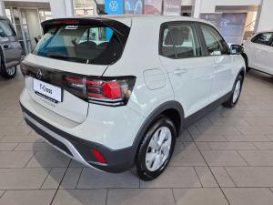 Volkswagen T-Cross 1.0TSI manual - Image 11