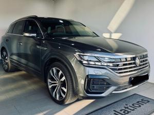 Volkswagen Touareg V6 TDI Executive R-Line - Image 1