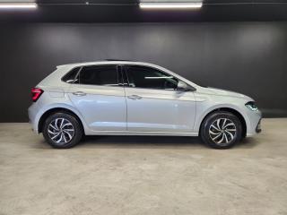 Volkswagen Polo hatch 1.0TSI Life auto