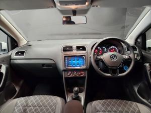 Volkswagen Polo Vivo hatch 1.6 Style - Image 10
