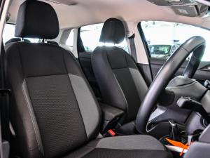 Volkswagen Polo hatch 1.0TSI Life manual - Image 14