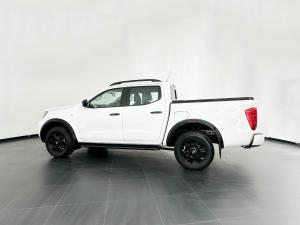 Nissan Navara 2.5DDTI SE Plus automatic D/C - Image 2